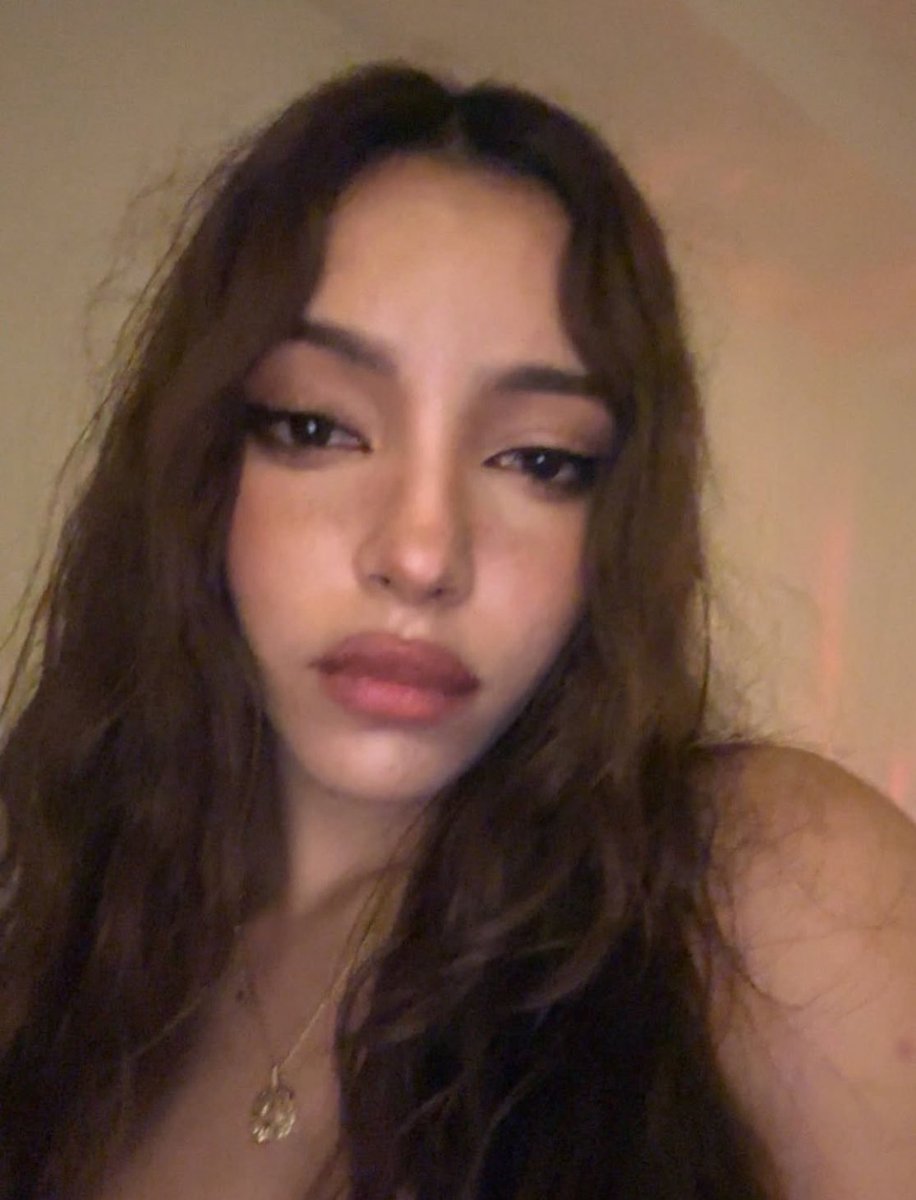 picsforcami's tweet photo. #camila stuns in new instagram post 🐆 https://t.co/6NOclLsbdb