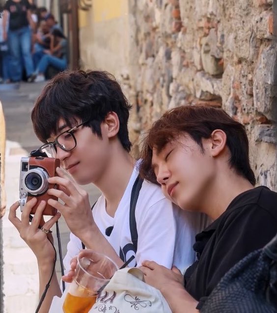 고개 وونيان tweet media