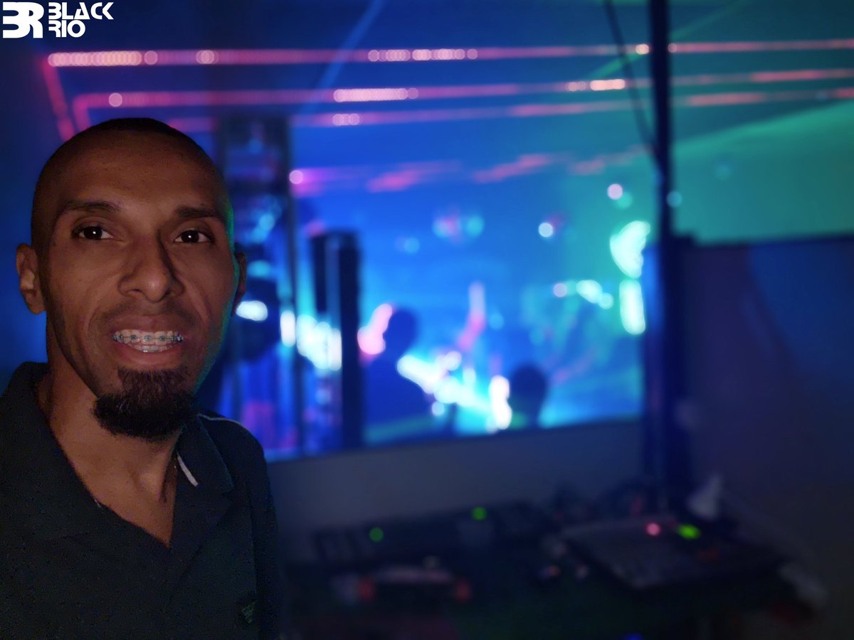 djblackrio's tweet photo. #djblackrio \/ #15anos  😃
#EspaçoKieza :)
#FOTO #FOTOS #fotografia 📷 https://t.co/JysrOCFE29