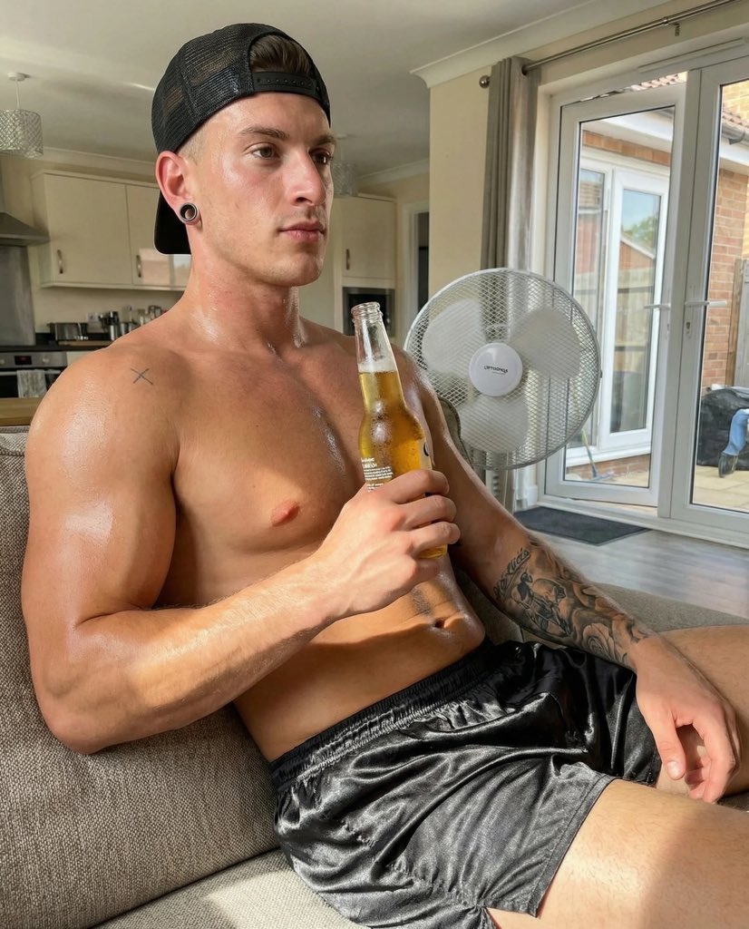 SEXY SILK tweet media