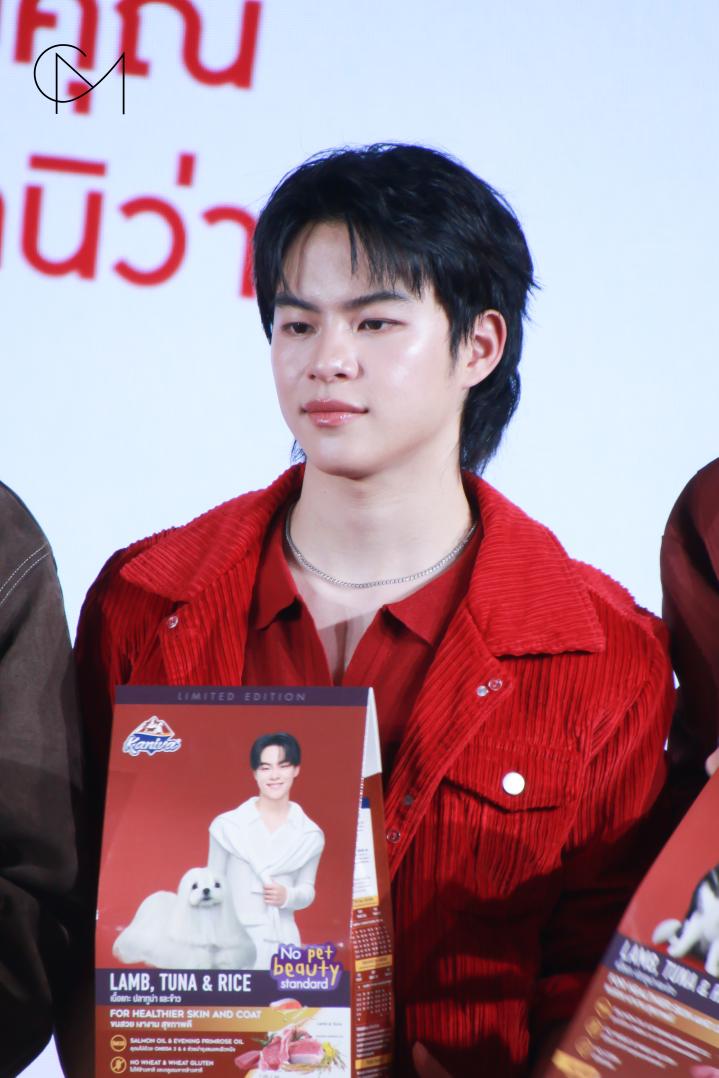 CM2 CONNECT tweet media