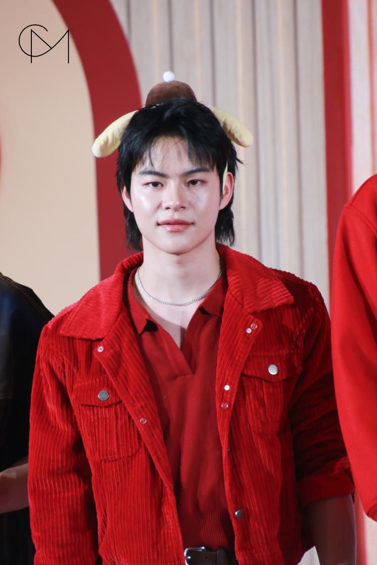 CM2 CONNECT tweet media