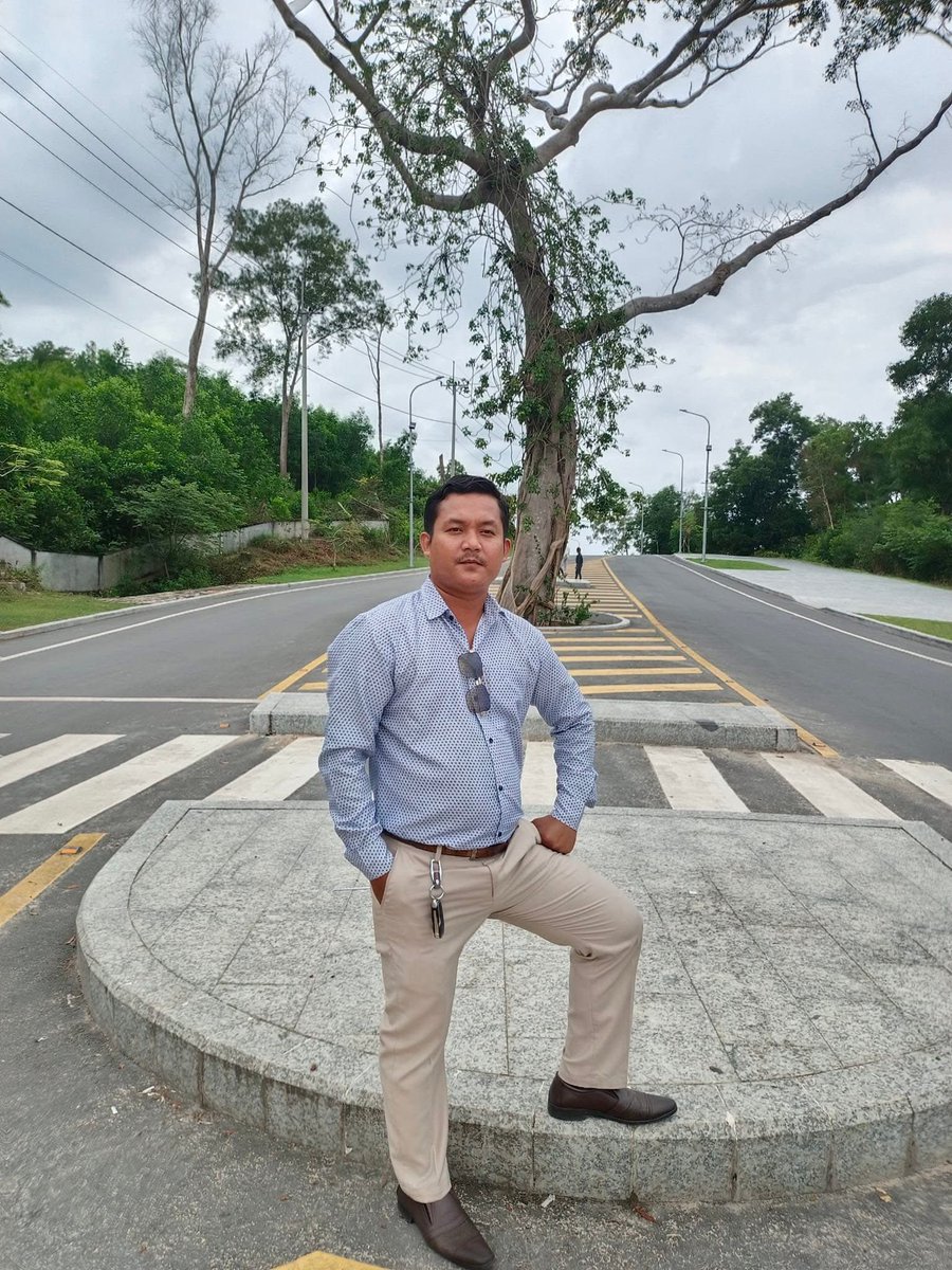 KPS កំពុងសោម Hf tweet media