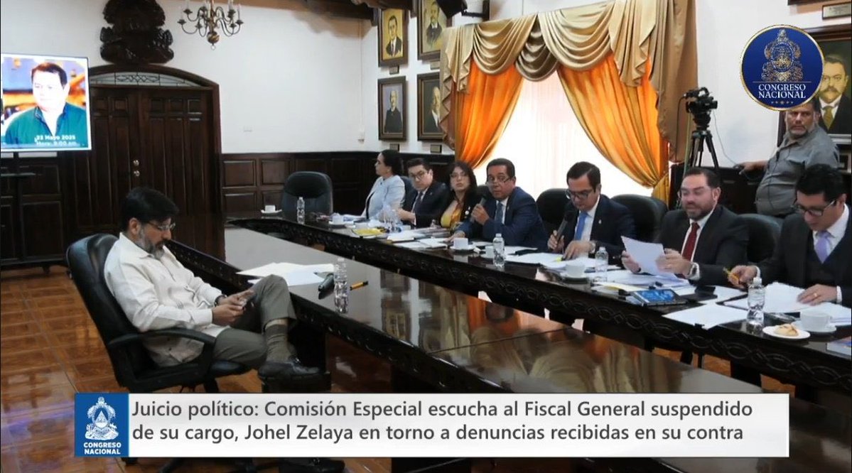 🔴El Narco-Estado🔴

¿ Que falta por ver ? 

Si la “Comisión Especial para destituir al fiscal <a href="/jaza_hn/">Johel Antonio Zelaya Alvarez</a> sea presidida por un NARCOTRAFICANTE.