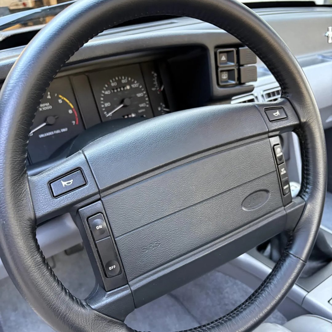 Bring a Trailer tweet media