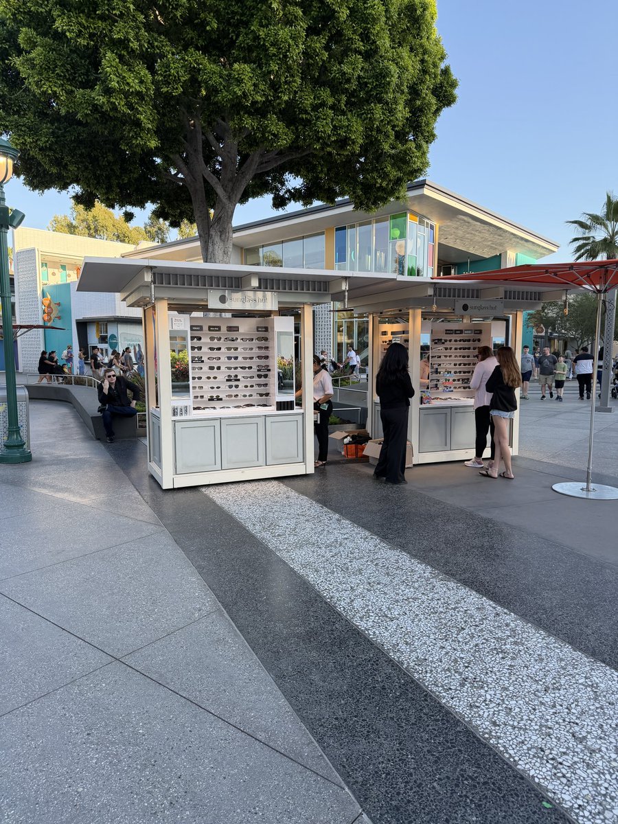 Theme Park IQ tweet media