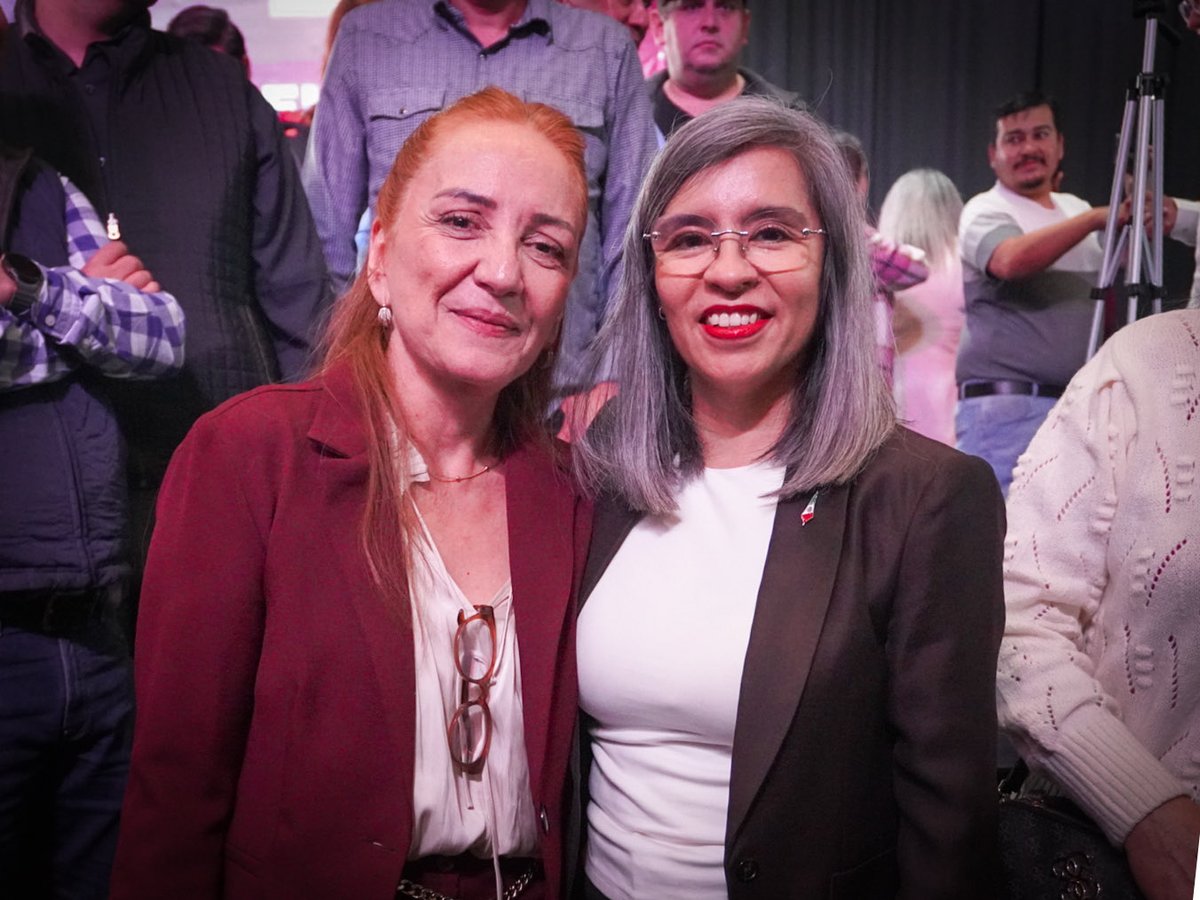 wzuloag's tweet photo. Feliz cumpleaños, querida amiga @ArmentaJudithC 🎉
Mi cariño, reconocimiento y respeto hacia tu congruencia y compromiso con las causas y luchas sociales, y tu quehacer como Presidenta de Morena en Sonora. Fuerte Abrazo. https://t.co/IP1BESh23t