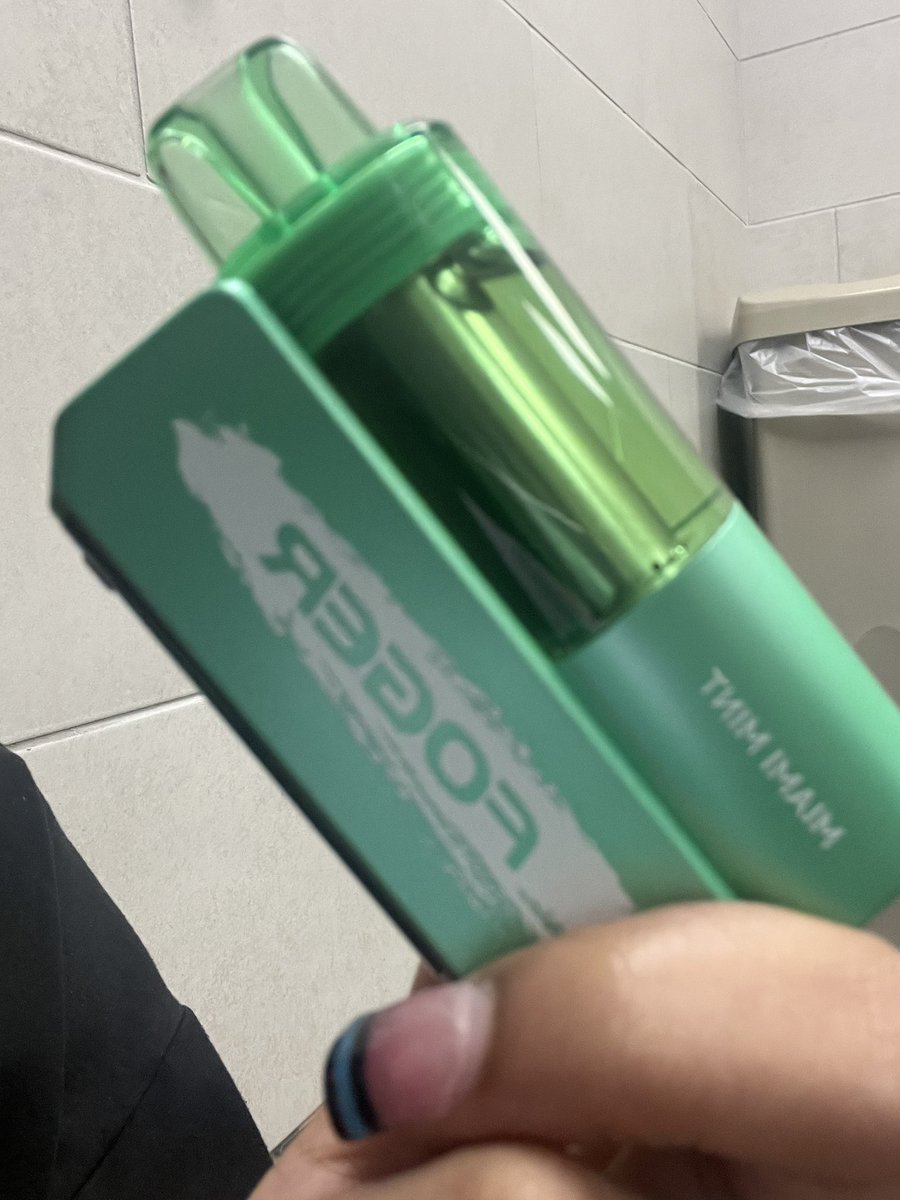 𝒎𝒐𝒏𝒂𝒓𝒄𝒉 𝒍𝒚𝒓𝒂 𓂃𓈒𓂂𓏲☆.･ tweet media