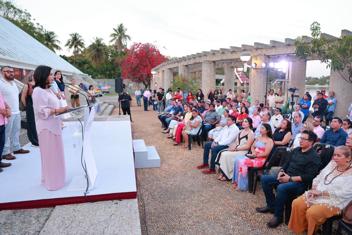 Yolanda Osuna Huerta tweet media