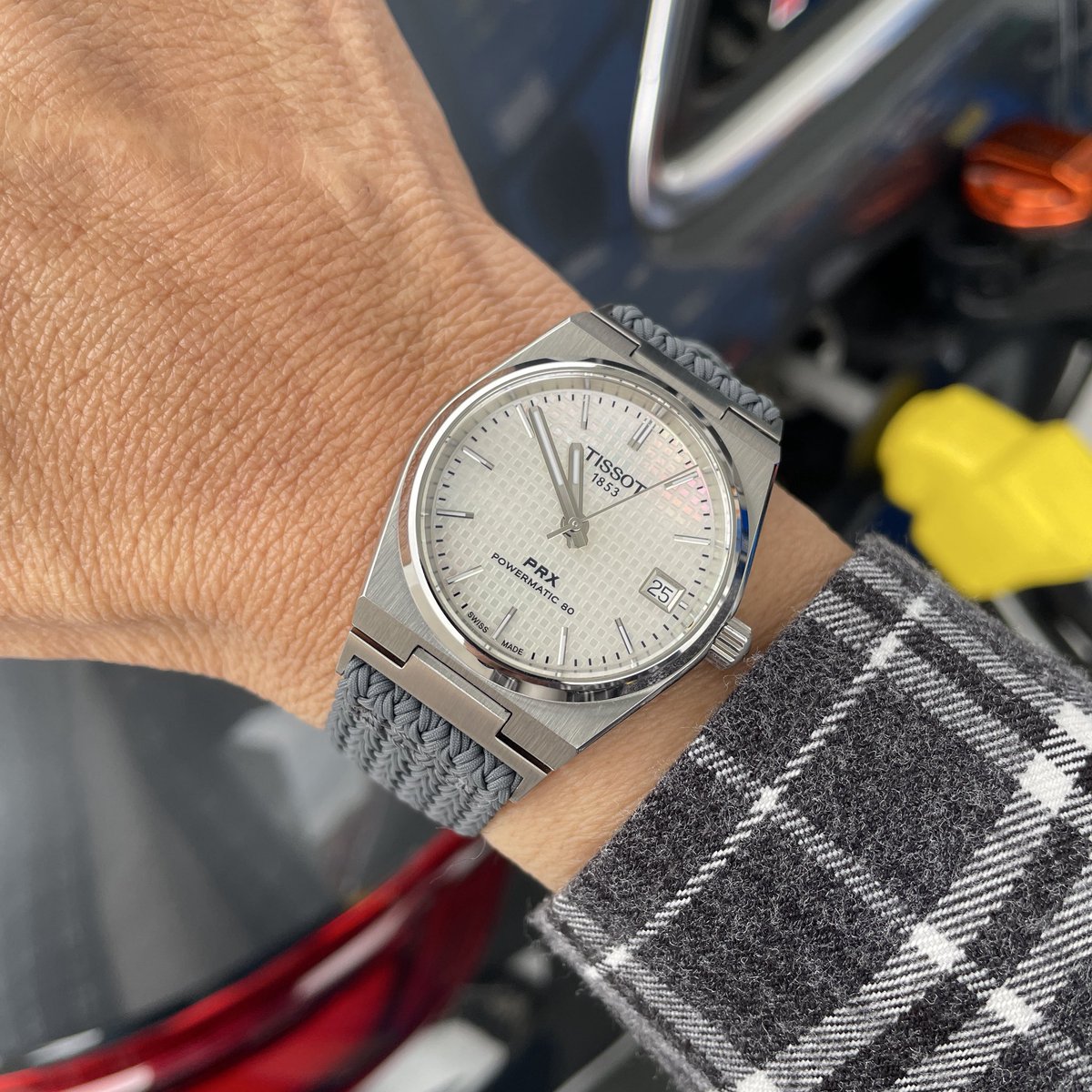 masaone_4103's tweet photo. 皆様、こんにちは💁🏻♂️⌚️
ん?168円/ℓ😗この前192円/ℓだった気がするな🤔
相棒はTISSOT PRX 35mm MOPダイヤル🤍+ aNnauのアダプターに、最近お気に入りEULITのパーロンストラップ
#tissot #EULIT https://t.co/oKyZcRbsYp