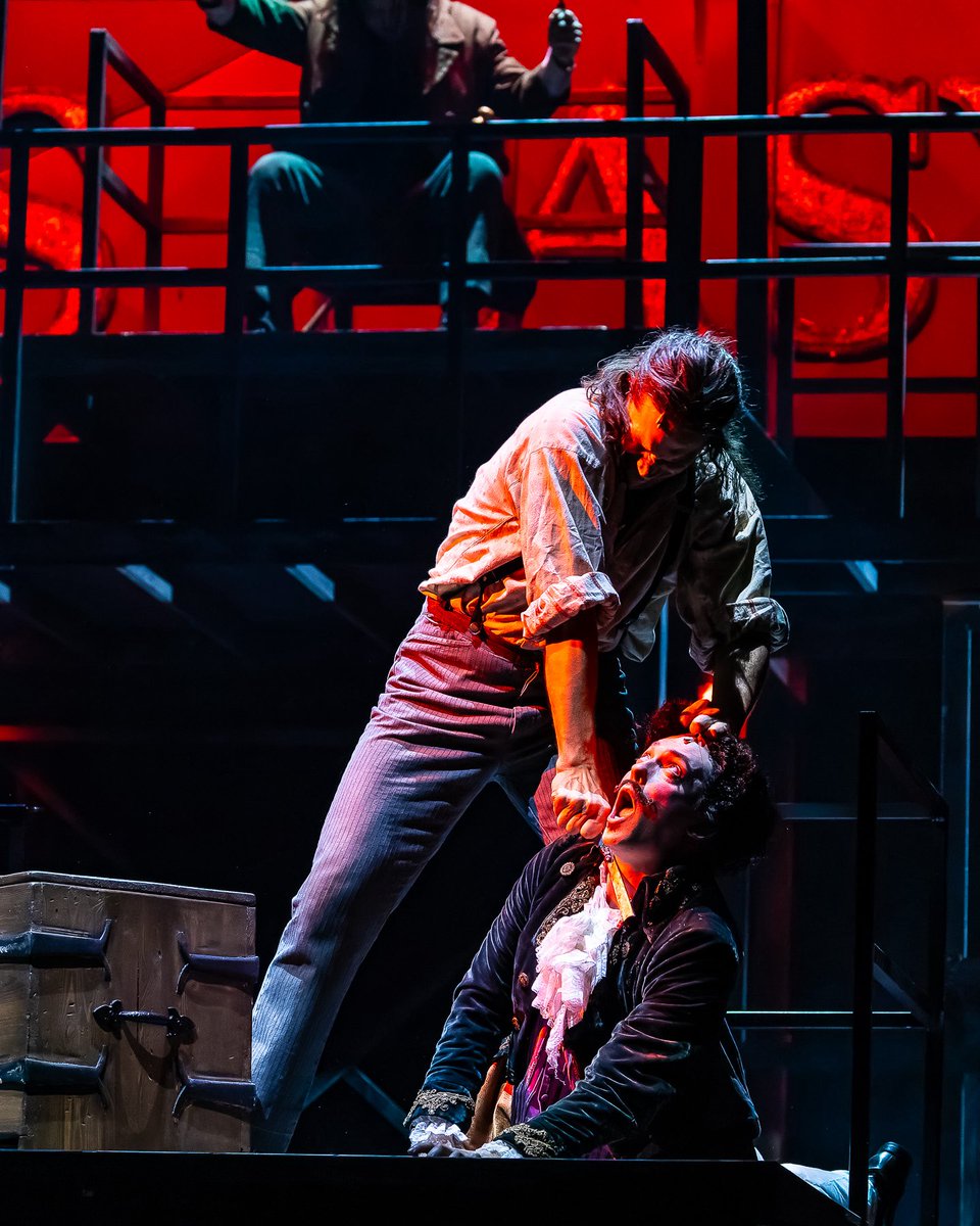 AndrewPolec's tweet photo. I just realized I never posted these production shots from Sweeney Todd. Forgive this extreme delay!! https://t.co/R2XkQ0cyY1