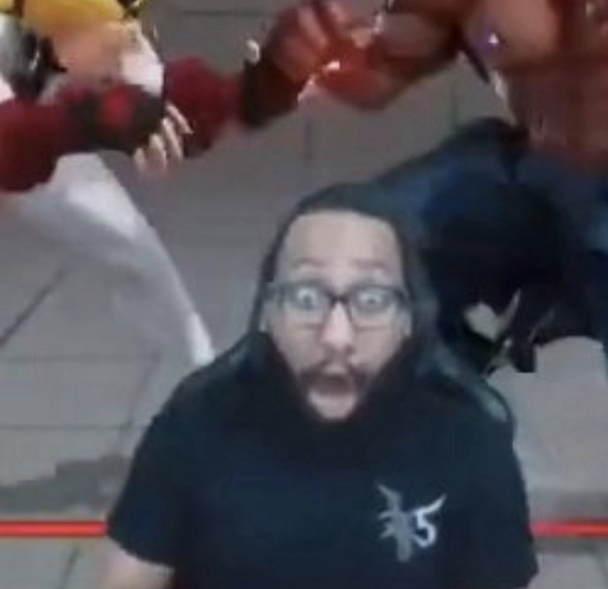 🏄‍♂️ tweet media