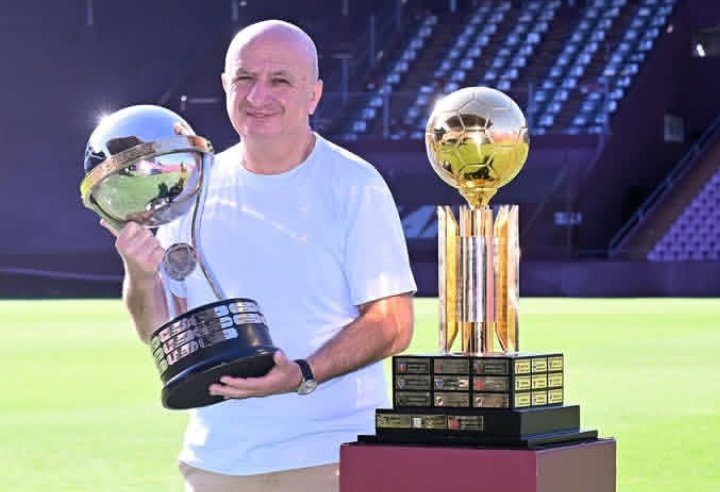 Ángel Carmé tweet media