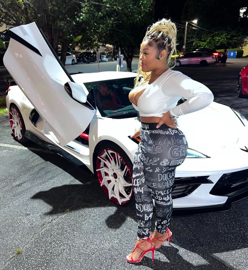 Queen sandy tweet media