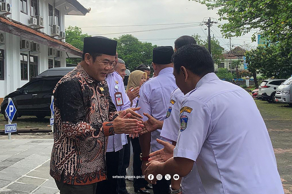 setwanjepara's tweet photo. DPRD dan Karyawan Setwan Gelar Halal Bihalal, Perkuat Silaturahmi dan Sinergi Kerja.

Berita selengkapnya di https://t.co/K2DexSBT1B 

#setwanjepara
#beritasetwanjepara https://t.co/h1I9cCrCfI