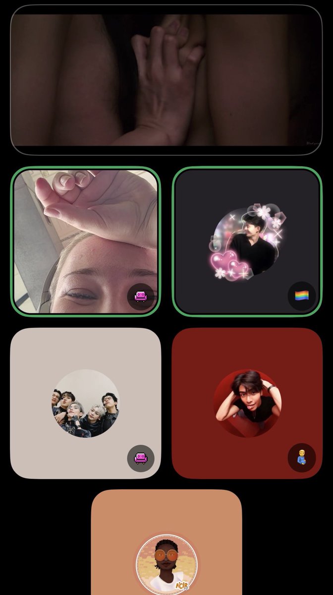 watching lesbian porn with the pttp mpreg gc (blue is in a public library doing this mind you)