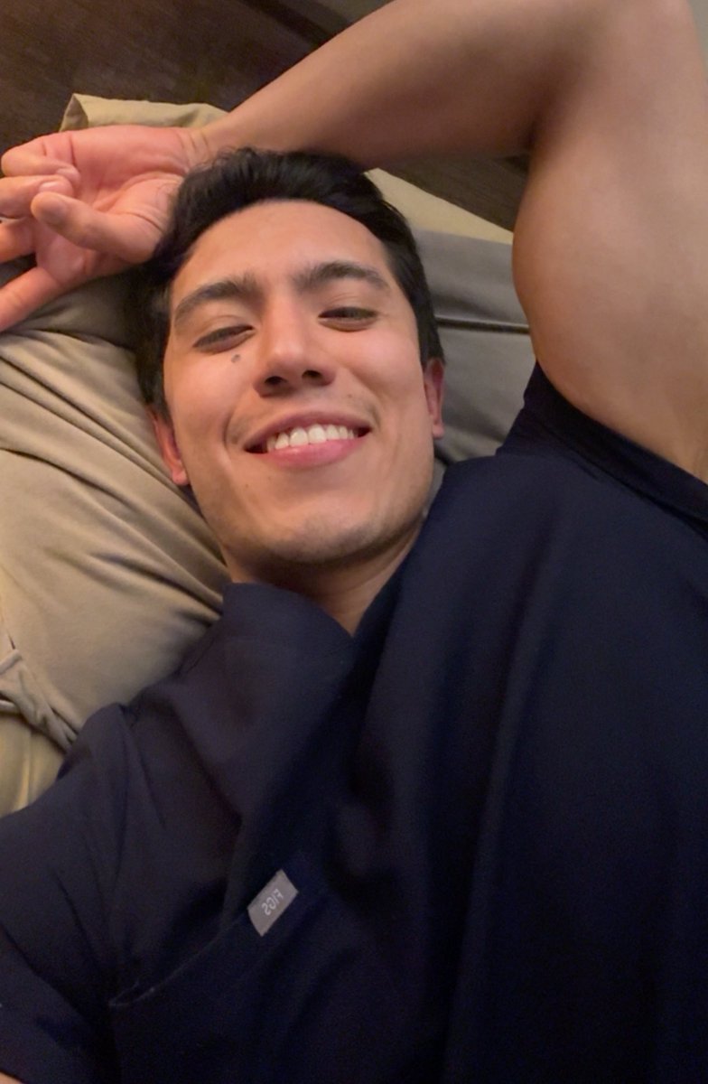 𝔗𝔢𝔪𝔬 tweet media