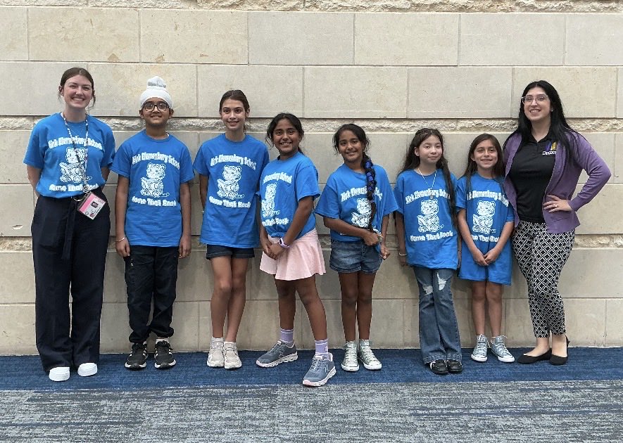 KirkElementary's tweet image. Proud of our 4th grade Name That Book team for representing Kirk tonight! 📚✨

Shoutout to Ms. Davis for months of preparation and to our librarian, Ms. Gallegos, for supporting their love of reading. Way to go, 4th graders! 💙 

#KirkCan