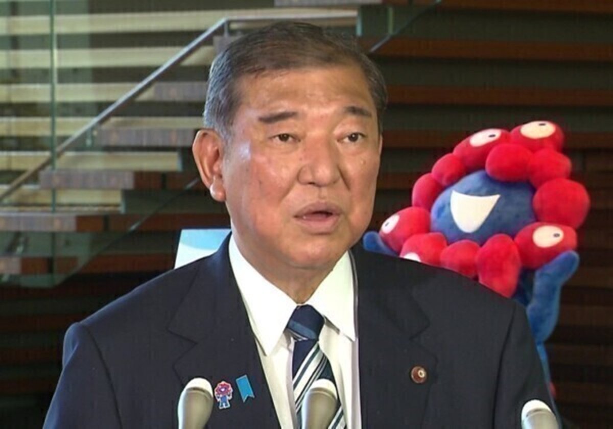 政治知新 tweet media