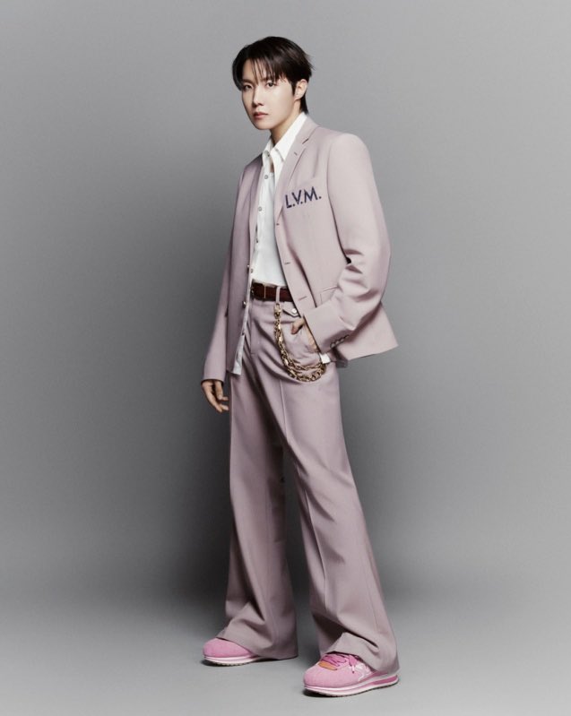 kath 🧸 tweet media