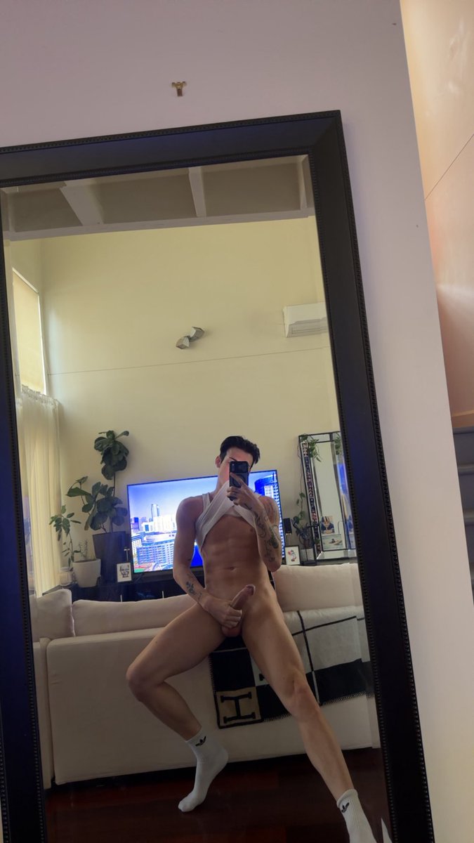 aussiefit1! 😈 ( OF link in bio ) tweet media