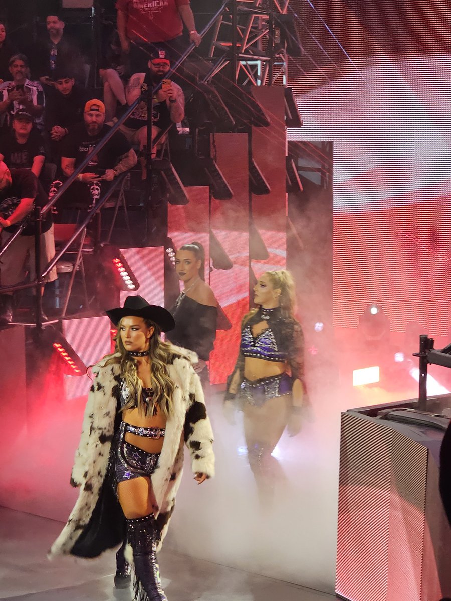 BeastWrestler21's tweet image. Under The Fatal Influence! 

#WWENXT