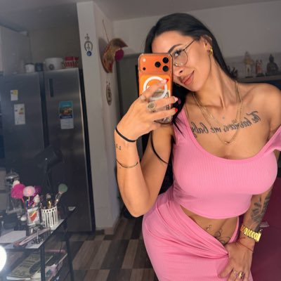 PauliLedessma's tweet photo. #NuevaFotoDePerfil https://t.co/MTZ7fwaznS