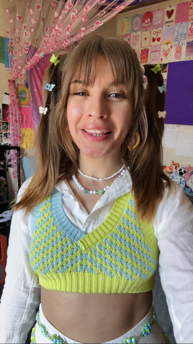 Kittykatleeann's tweet photo. 🍭 #wlw https://t.co/F1oSd1yEh3