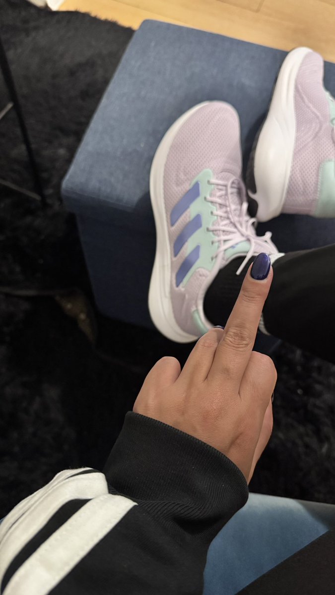 Sol ☀️ tu dueña tweet media