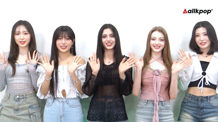 ARIA_POP_BASE's tweet photo. @KCON_official Invite X:IN https://t.co/KbRayhL4qg