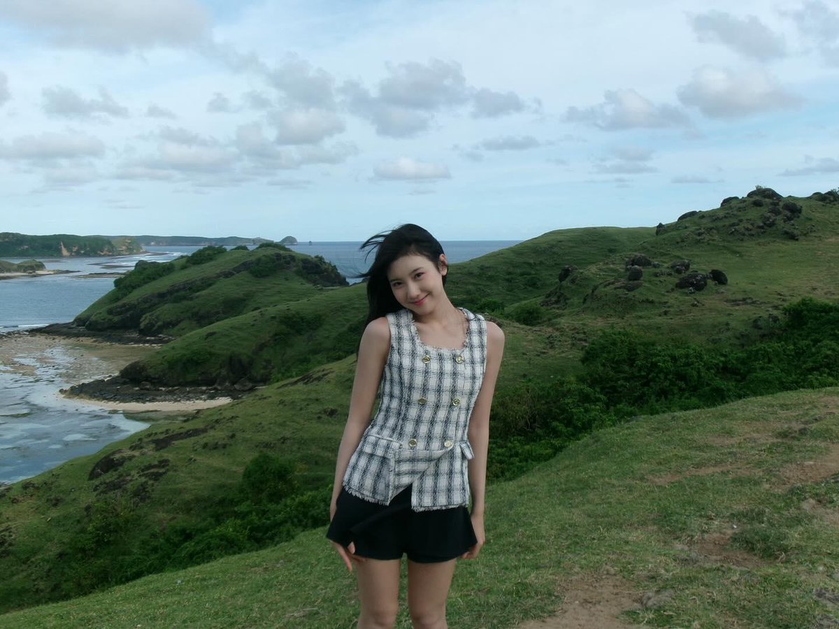 ᴀɴɢᴇʟ ⋆ ˚｡⋆୨୧˚　˚୨୧⋆｡˚ ⋆ tweet media