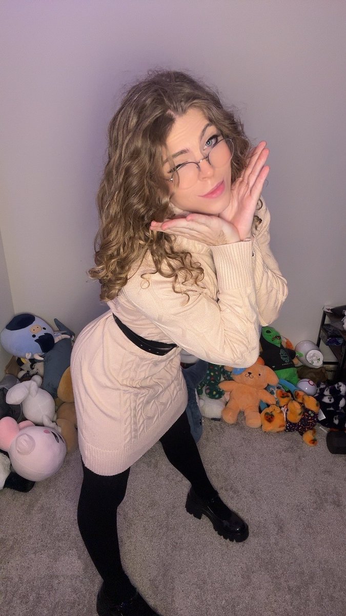 Orna Cosplay tweet media