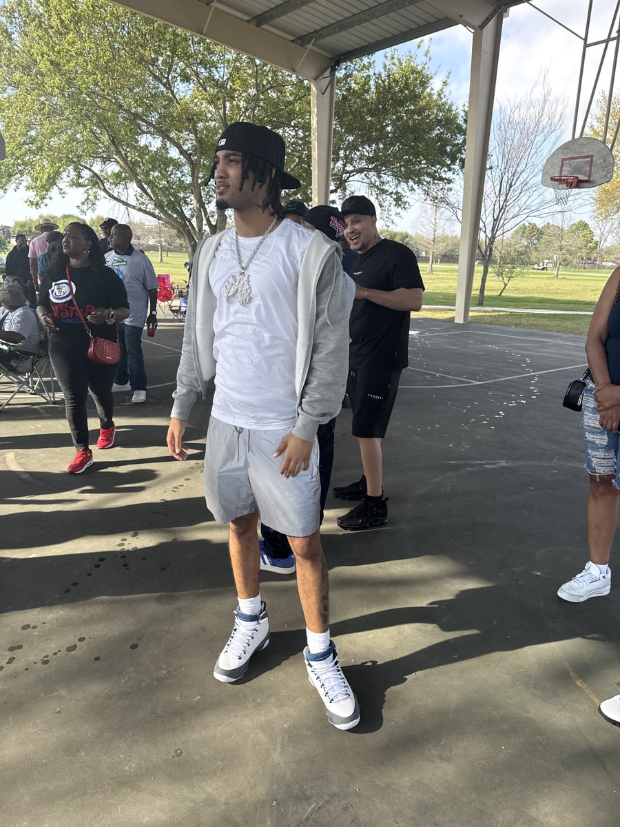 jamil⭐️ tweet media