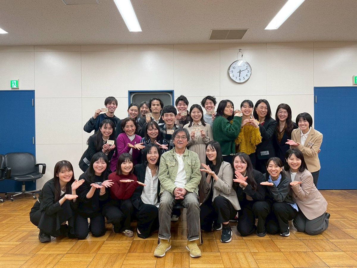 #演技部屋 主催 #加門幾生 監督WSでした
ありがとうございます！
テーマは「普通と当たり前」
読解も、お芝居も、シンプルに
そして台本と向き合い続ける
基礎が出来ないと薄っぺらくなることを痛感
基礎をとことん追求します！

youtube.com/@ikuokamon?si=…
↑加門幾生 映画監督チャンネル ぜひ！