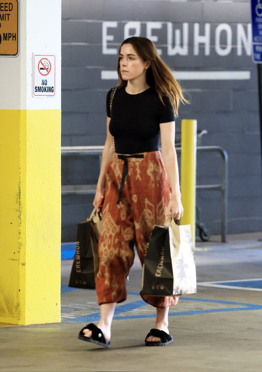 best of kiernan shipka tweet media