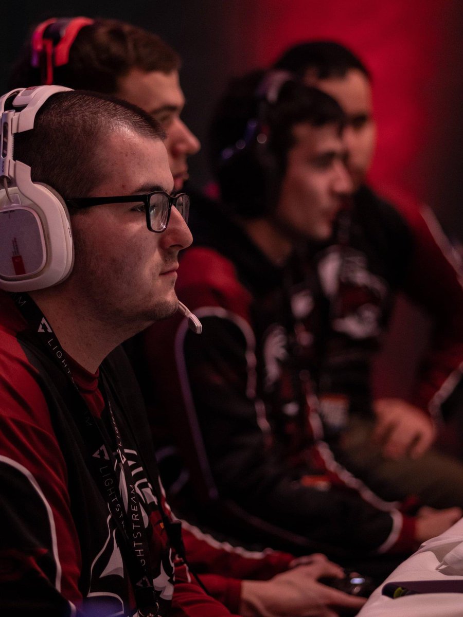 Austin 🖤 tweet media