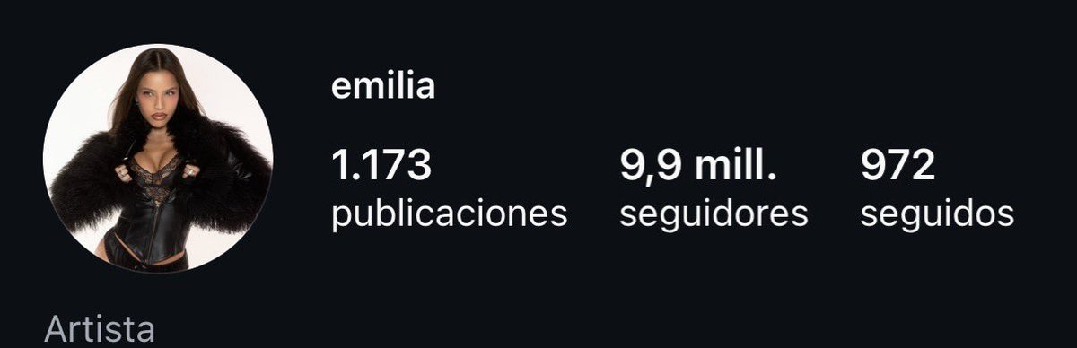 Real Time tweet media