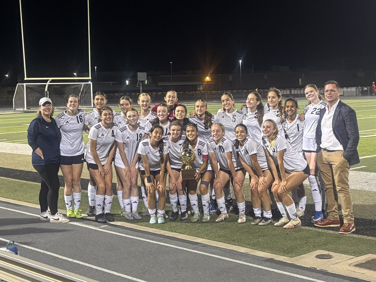 CoachCreek10's tweet photo. Congrats to @LasaRaptors girls soccer on their 1-0 win tonight becoming Area Champions. 3rd round bound, JOB NOT FINISHED….
@AISDAthletics @AustinISD 
#LoveToCompete
#WinTheDay https://t.co/877lkUIqcM