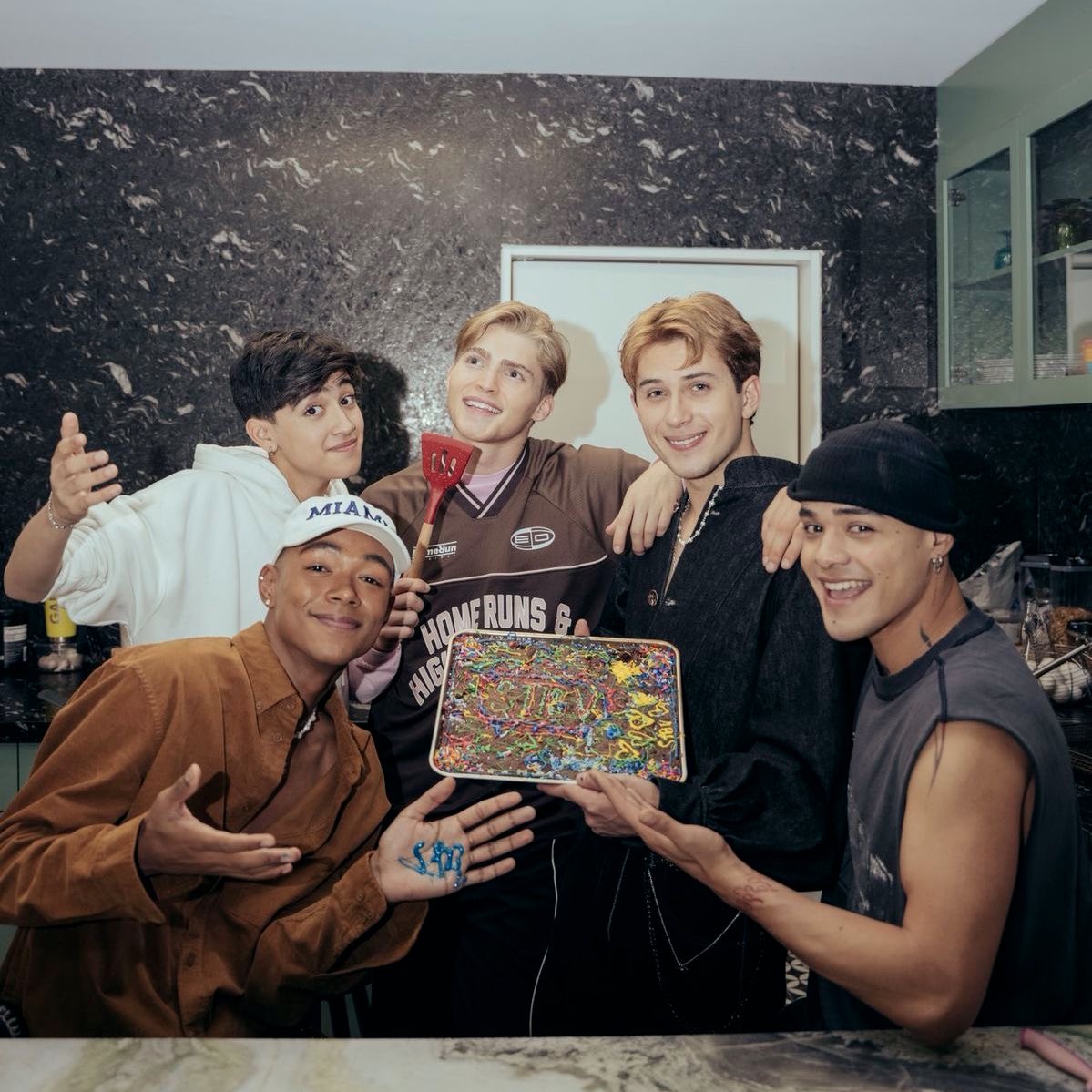 bell ⋆˚𝜗𝜚˚⋆ tweet media