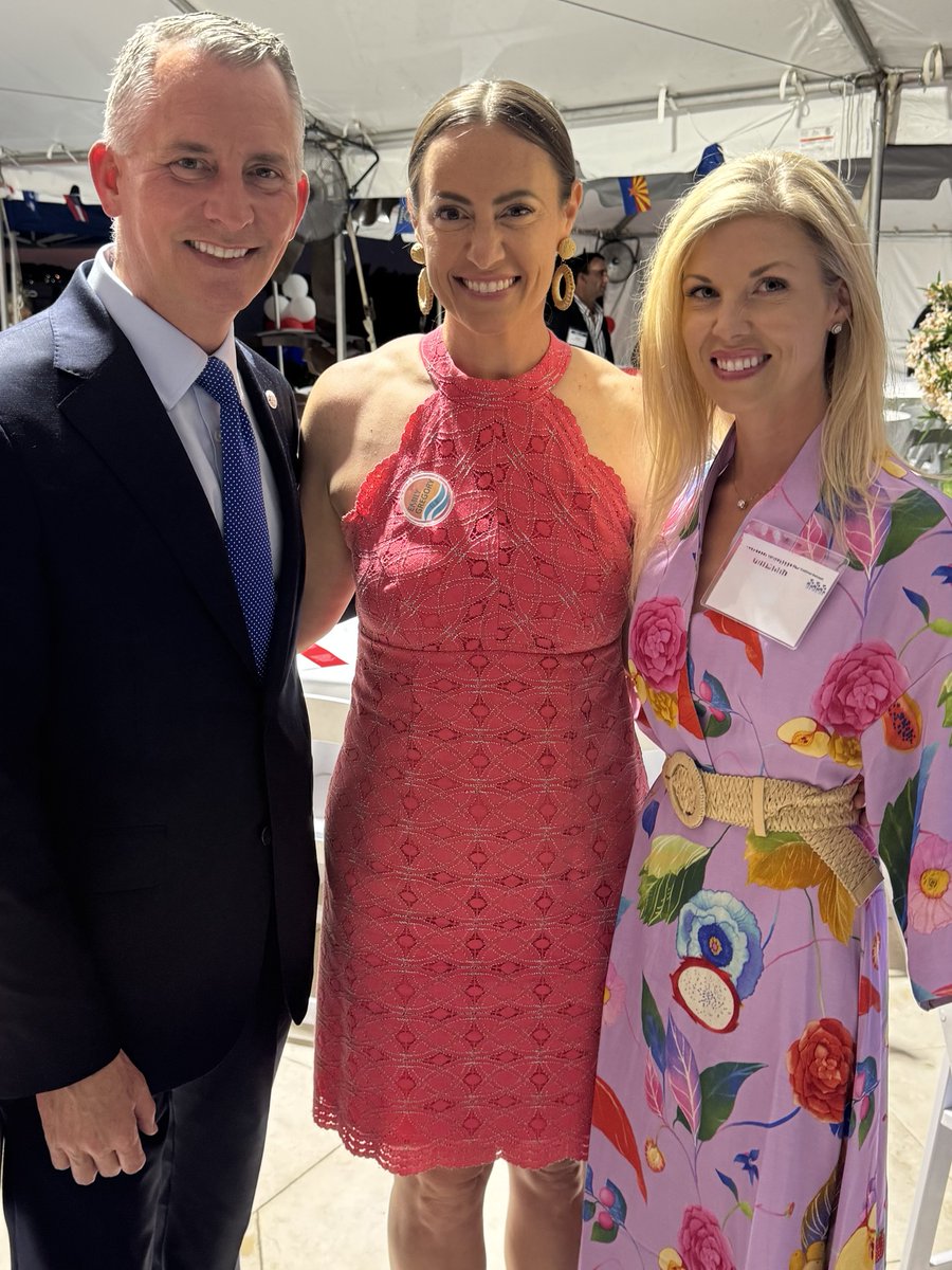 Laura Jolly tweet media