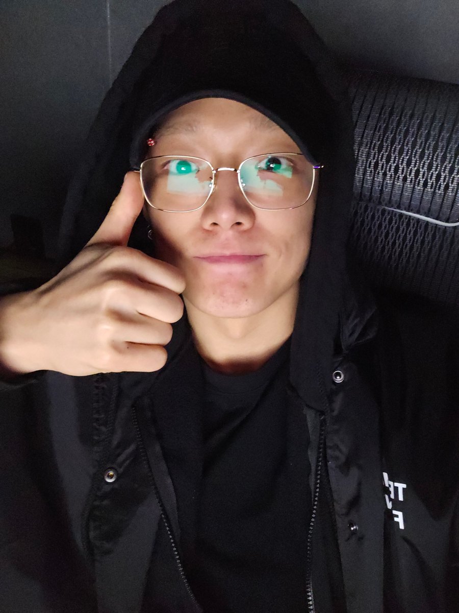 bobby files 📁 tweet media