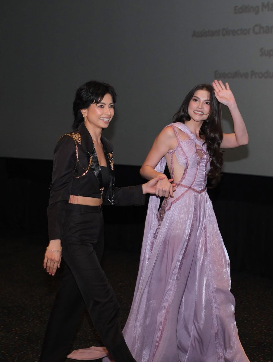 Sparkle GMA Artist Center tweet media