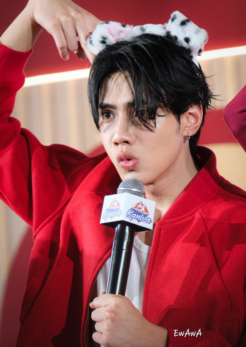 (●’◡’●) EwAwA 💚🧡🏀🐶 tweet media