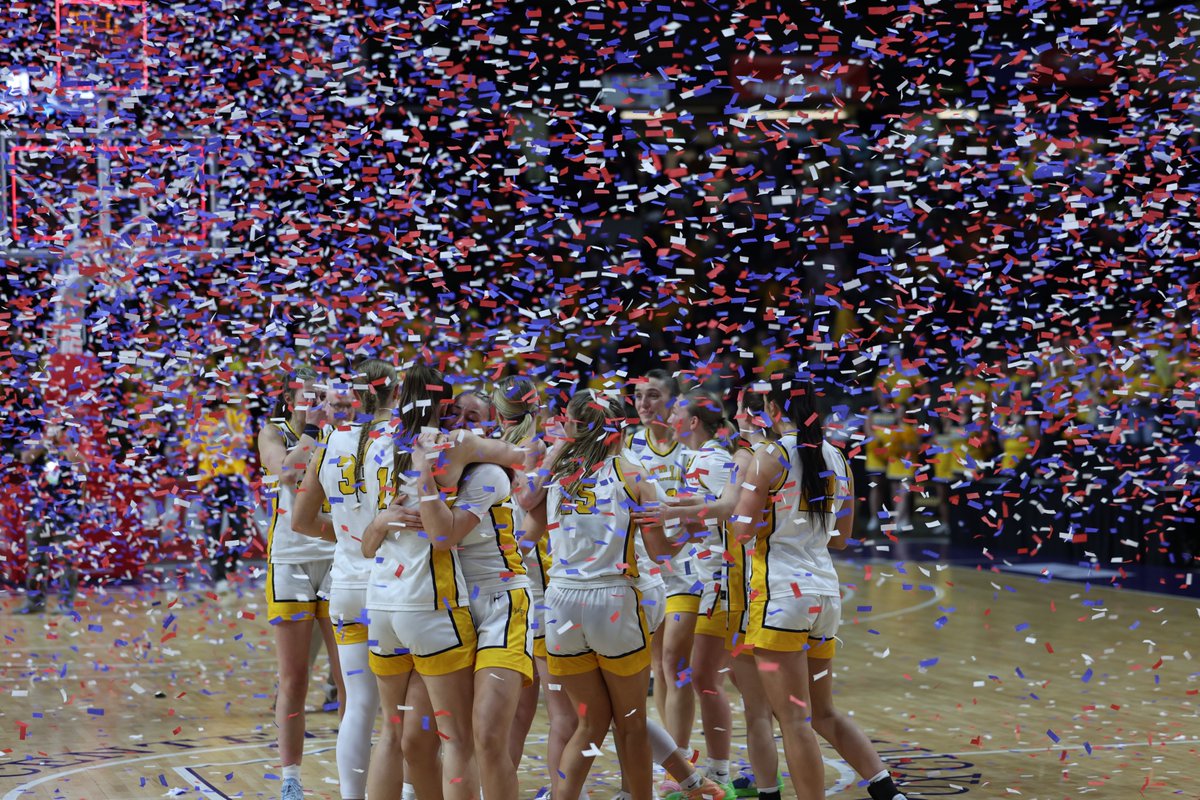 Marian Knights tweet media