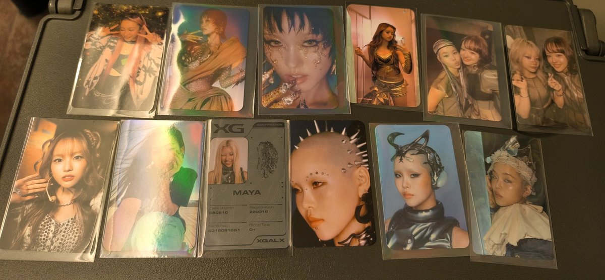 2002_matcha's tweet photo. XGトレカ交換

譲）画像1枚目

求）画像2枚目♥のもの。（過去トレカジュリンも検討します！）

神戸両日、代々木1日目現地交換希望です！
過去のジュリントレカなんでも検討させていただきたいので、お気軽にリプお願いします！🙇

#XG 　#XG交換
#XG_WorldTour_THECORE https://t.co/QMMHtb2O0q