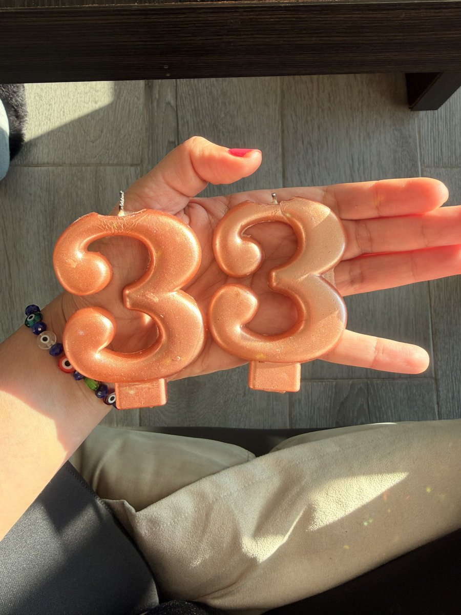 Larissa Luna tweet media