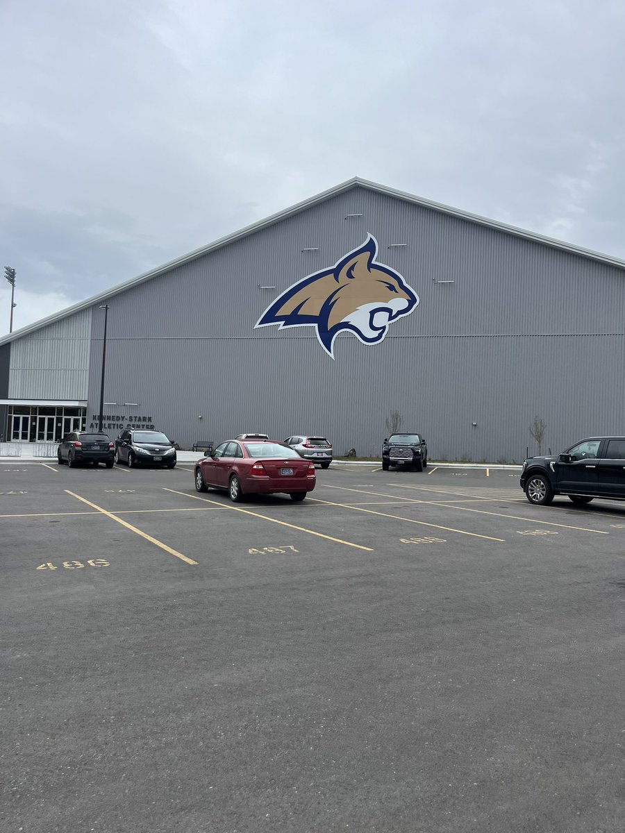 cjaay_4's tweet photo. Had a blast at Montana State! I want to thank all the coaches that took their time to get to know me and show me around campus! https://t.co/8VBvP5jQ3D