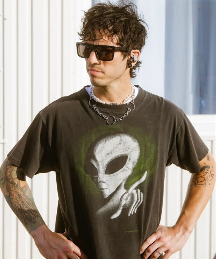 |-/NeønPetCheetahTrench|-/ tweet media