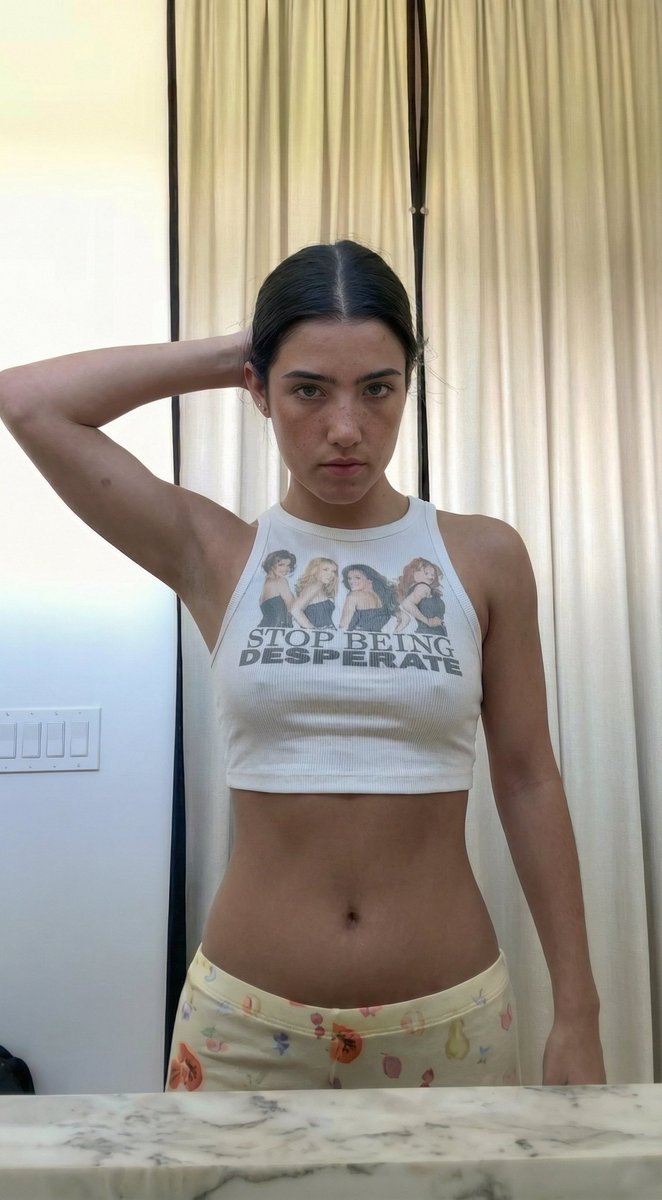 sabrinaslutt tweet media