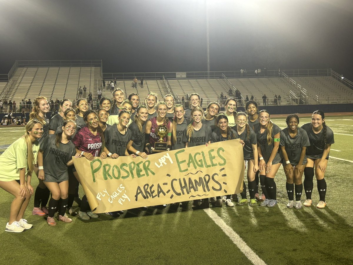 Paige_Trujillo_'s tweet photo. AREA CHAMPIONS!!!! 🏴‍☠️🏆🦅

Fly, Eagles, Fly!!!! @PHSWomensSoc 💚

#THEShip @ProsperHS https://t.co/W7HlKCrDgx